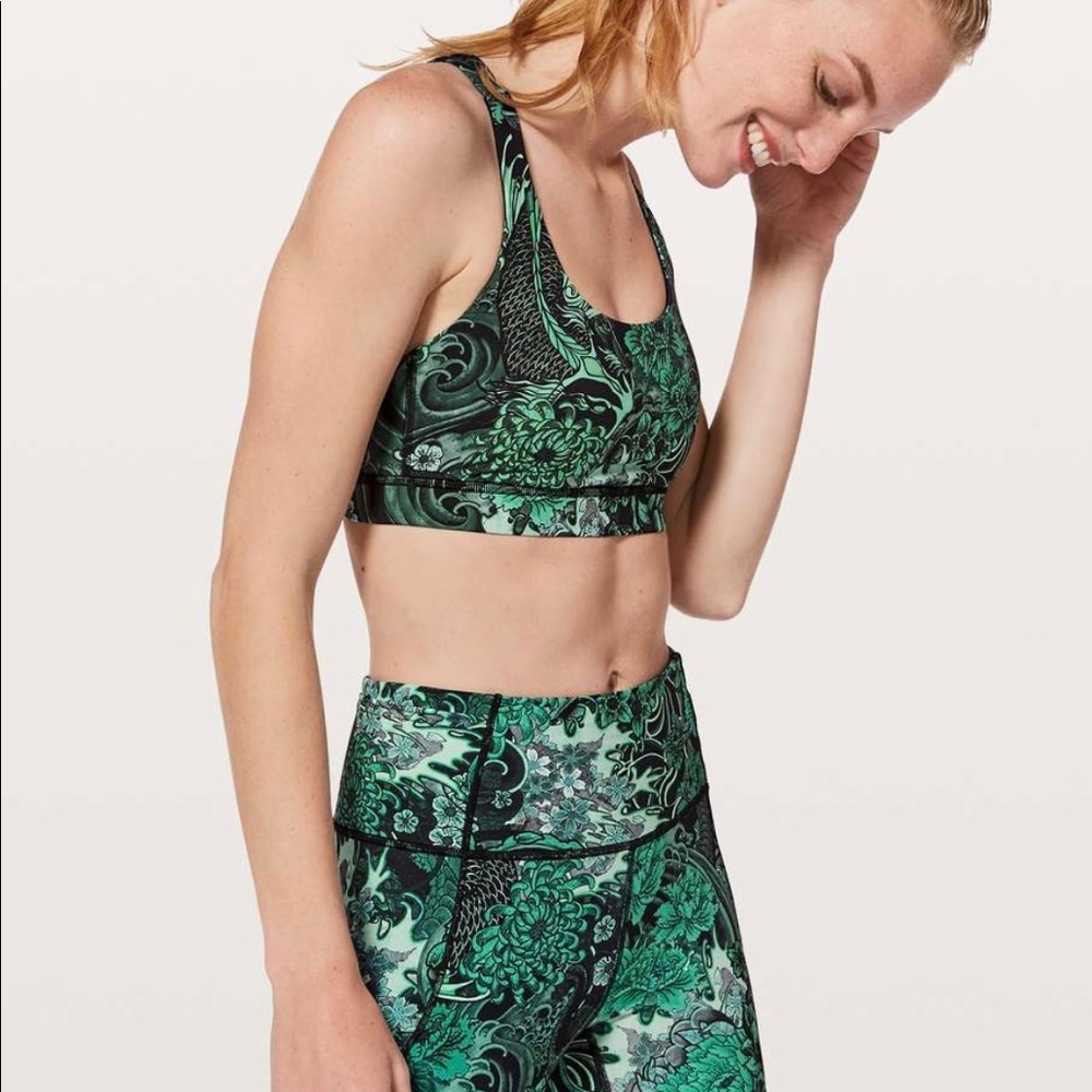 Lululemon Sports Bra